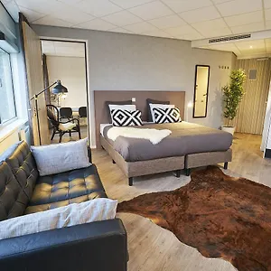 Amrâth Schiphol Apart-hotel
